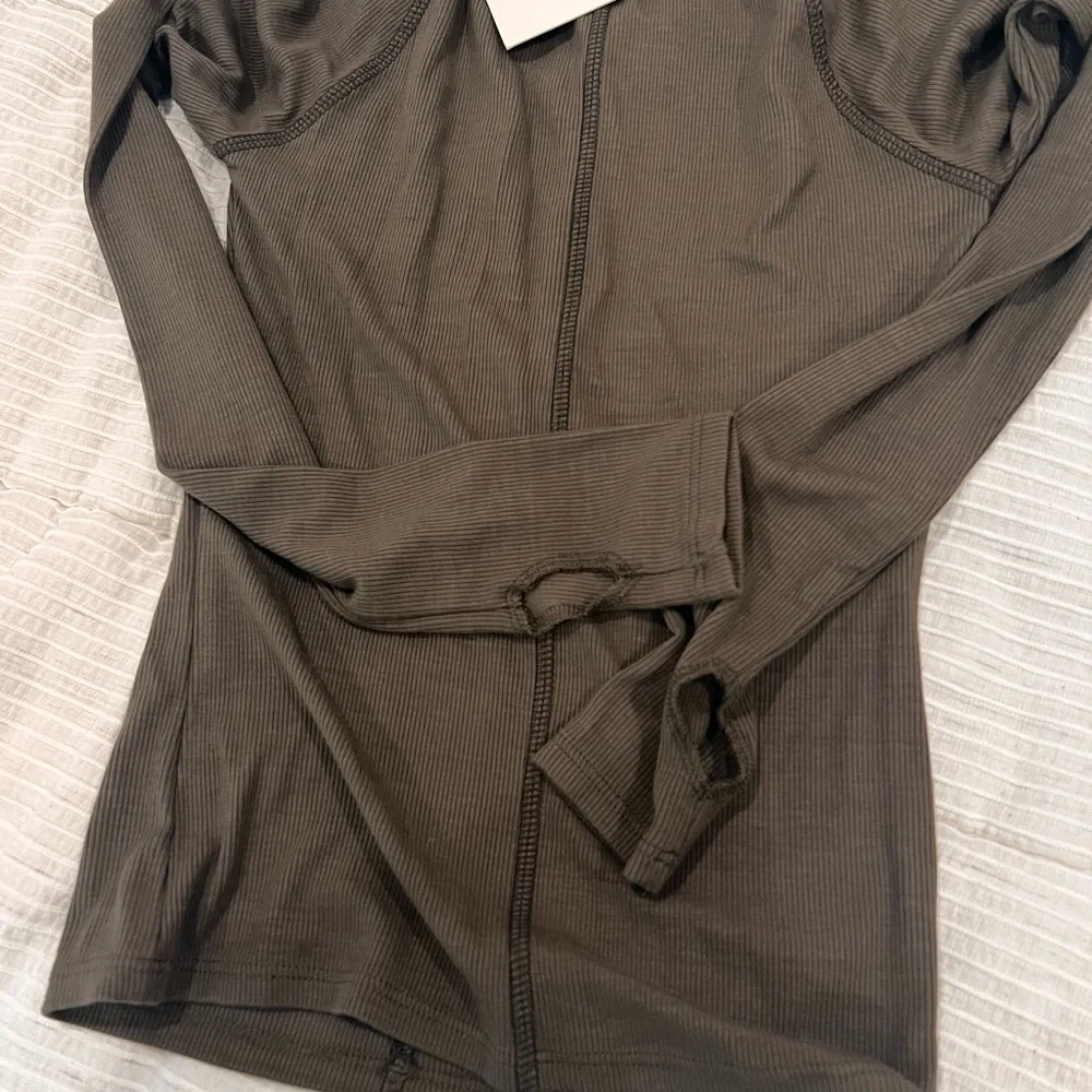 Jonah Brown XS/S Top - Picture 5 of 6